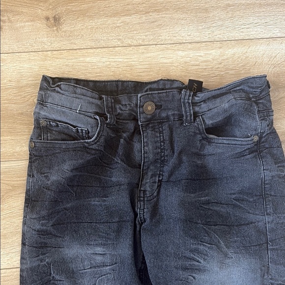 H&M Black Slim Jeans with Distressed Detailing - Picture 2 of 11